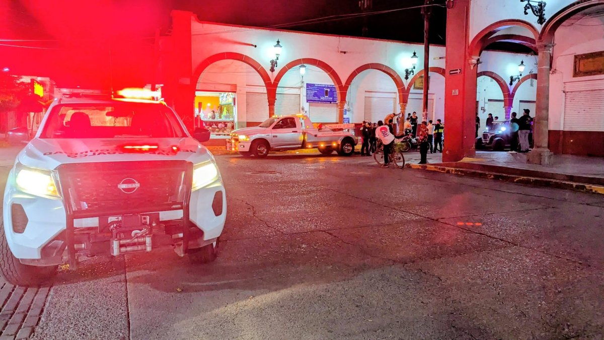 Operativo vial en Zacoalco refuerza uso de casco en motos