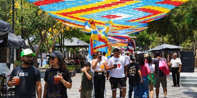 El Mundial de la FIFA 2026 ilumina el Centro de Zapopan con el Cielo Tejido de Etzatlán