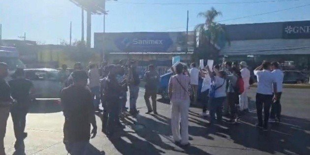 Zapopan se paraliza: La lucha por el agua potable en la avenida López Mateos