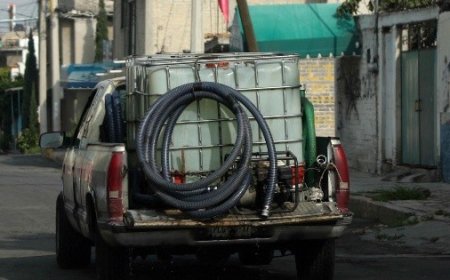 Siguen los decomisos de huachicol en Jalisco; aseguran hidrocarburo en Ayotlán