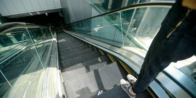 Siteur afirma que el 92% de las escaleras eléctricas del Tren Ligero funcionan