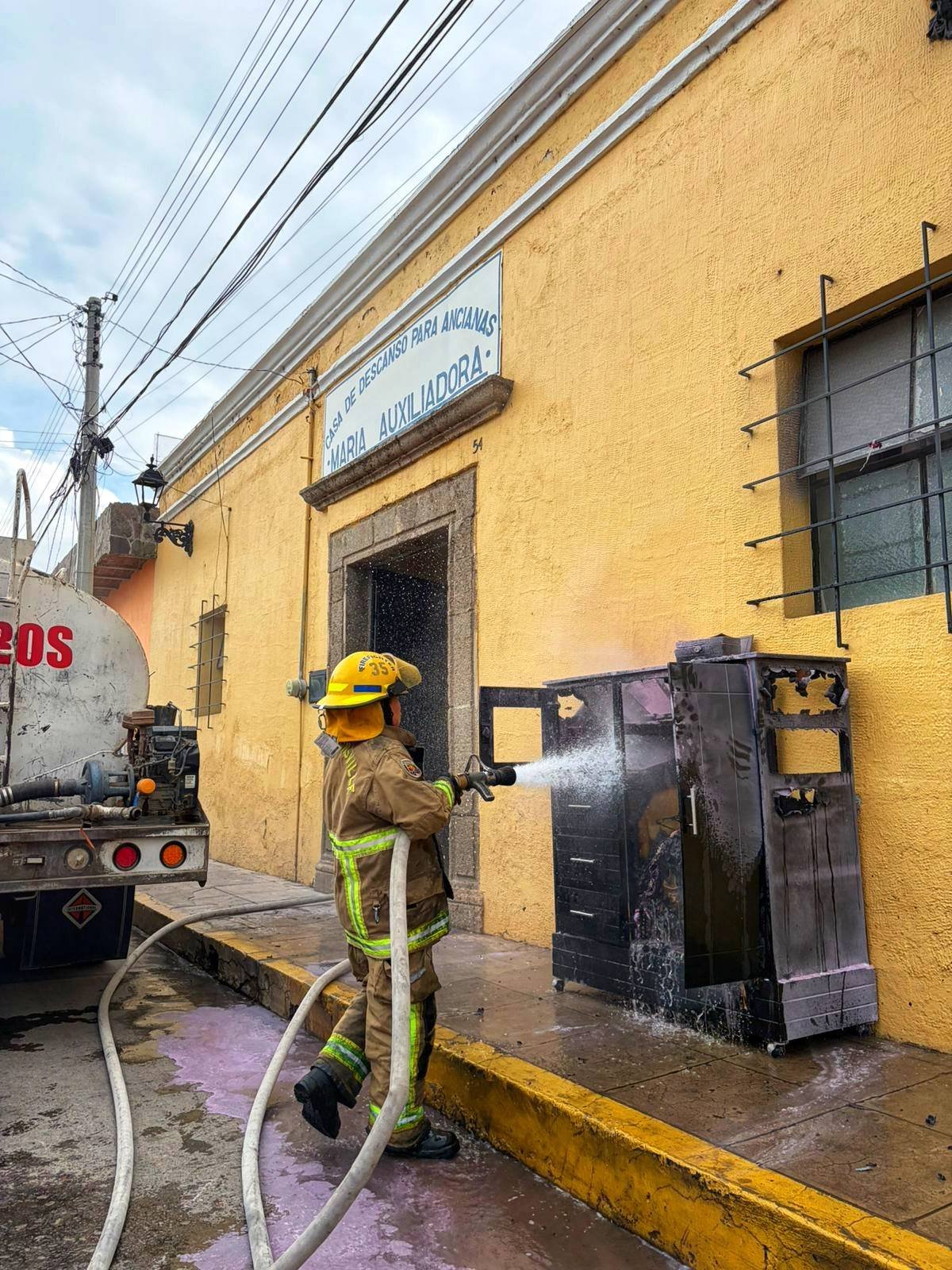 Incendio en el Asilo de Ancianos María Auxiliadora en Sayula