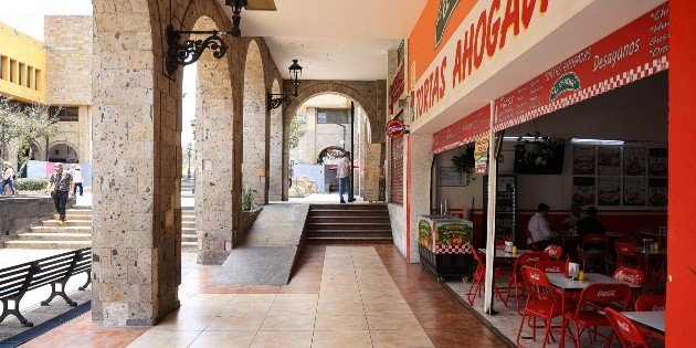 Mundial 2026: Tras quejas de comerciantes y restauranteros retiran una parte de las vallas en el Centro Histórico de Guadalajara